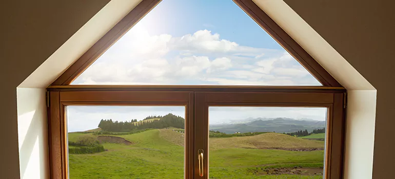 Trapezoid Window Maintenance in Ocala, FL